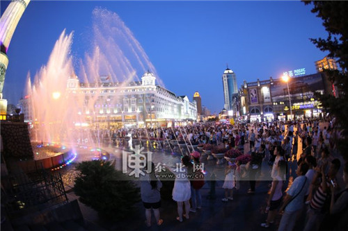 하얼빈의 대표적인 랜드마크라 할 수 있는 중앙대가(中央大街)의 모습, 사진제공=동북넷(东北网)