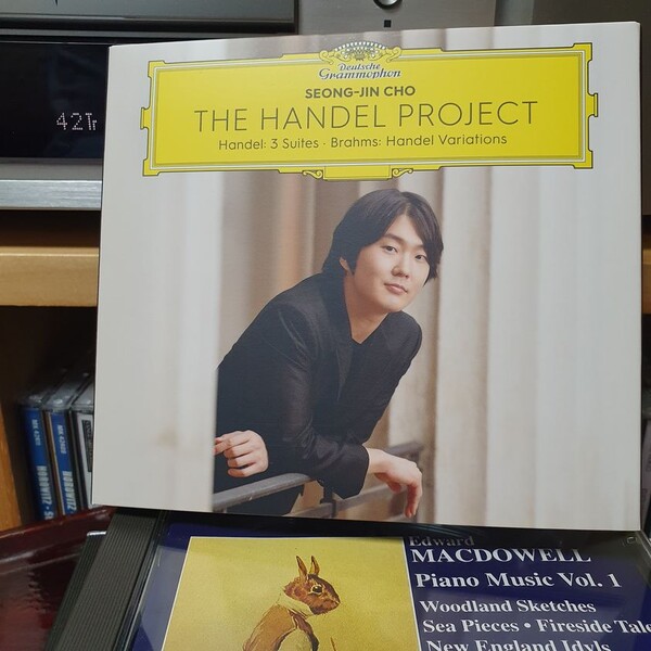 피아니스트 조성진의 여덟번째 음반 '헨델 프로젝트'